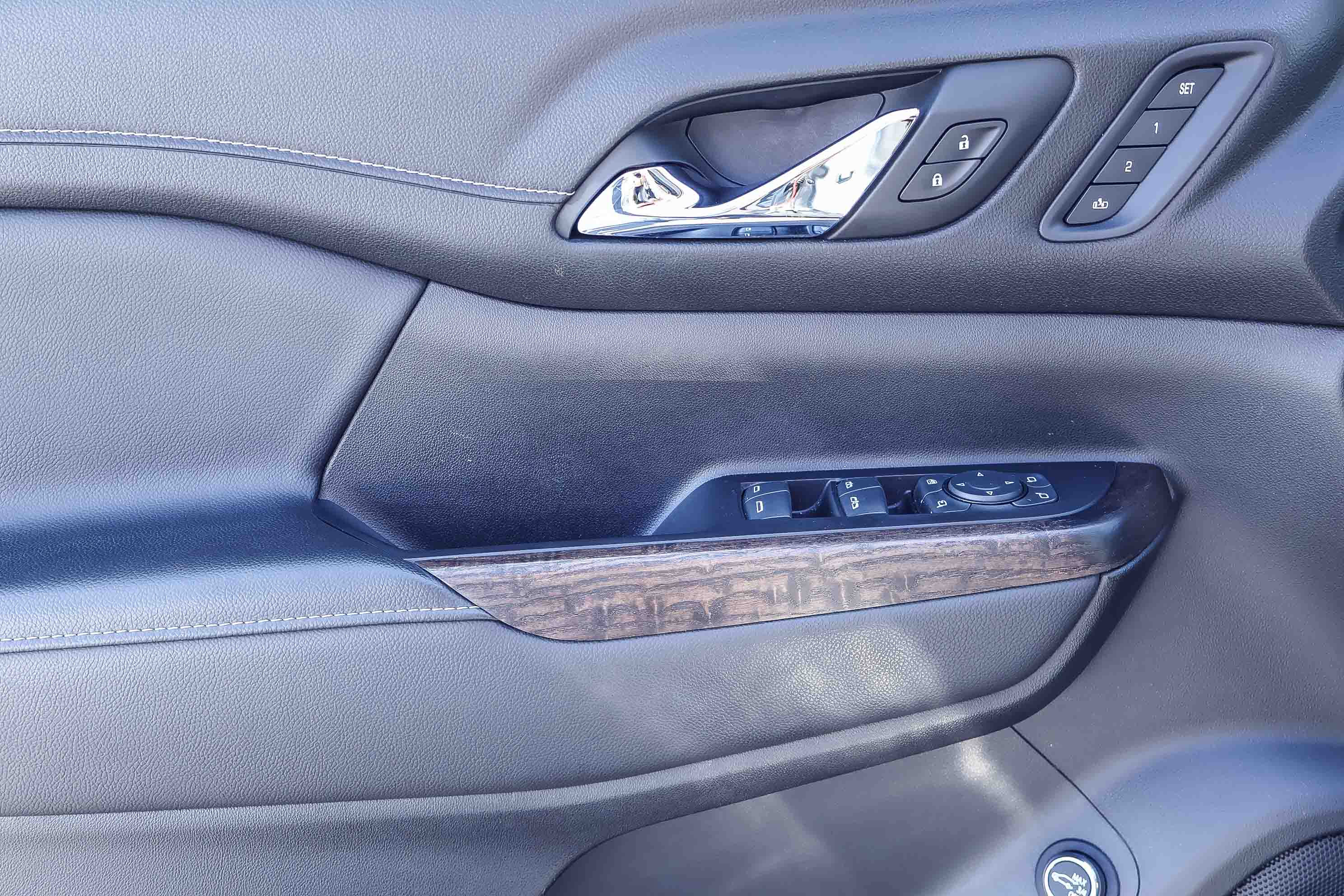 Used 2023 GMC Acadia Denali w/ Denali Ultimate Package image 10