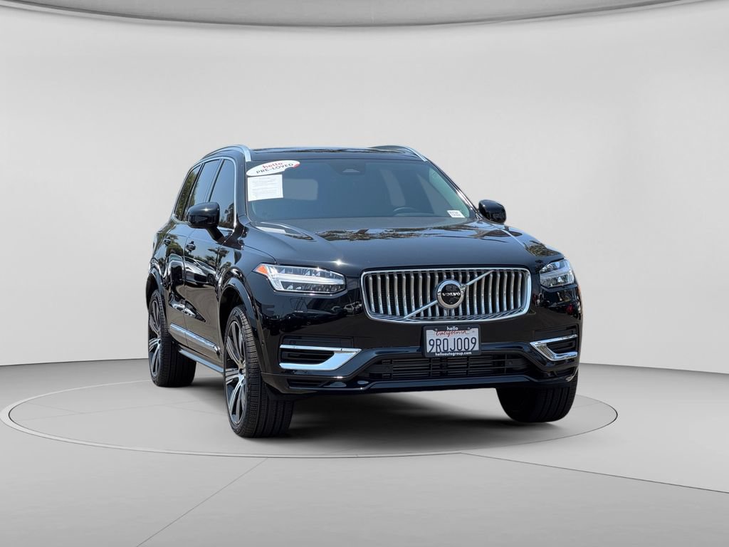 Used 2025 Volvo XC90 T8 Plus w/ Protection Package Premier AWD/4WD image 3