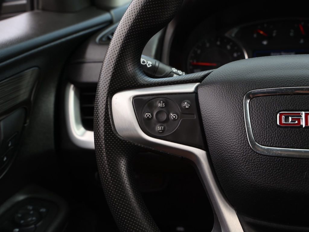 Used 2024 GMC Terrain SLE image 26