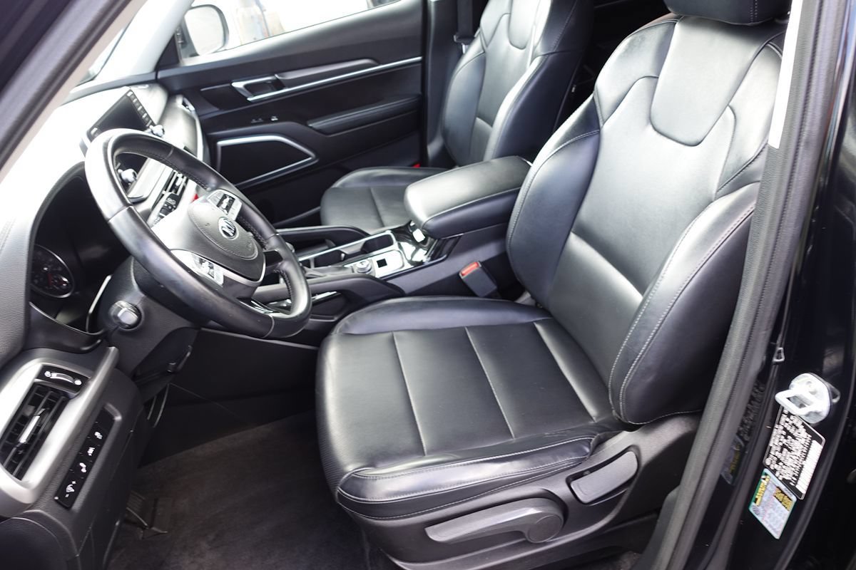 Used 2020 Kia Telluride LX AWD/4WD image 19