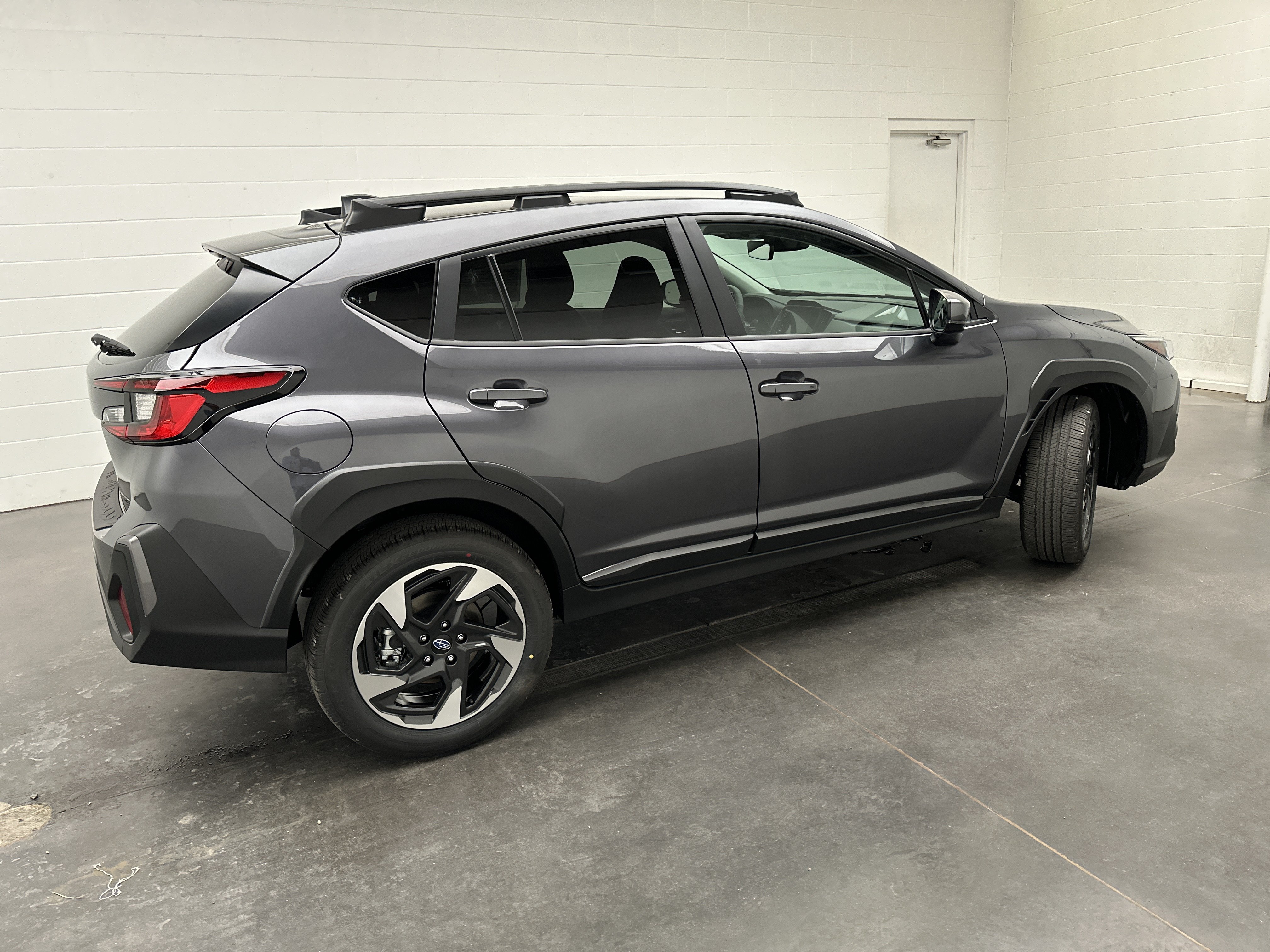 New 2026 Subaru Crosstrek 2.5i Limited w/ Crosstrek Mirror Package AWD/4WD image 9