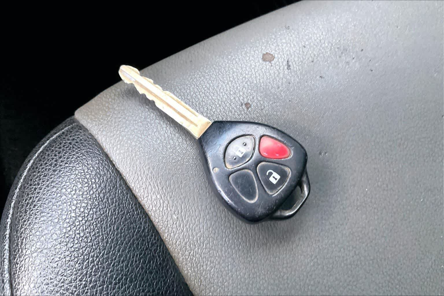 Used 2018 Toyota 4Runner SR5 Premium RWD image 19