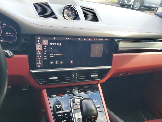 Used 2021 Porsche Cayenne Turbo image 28