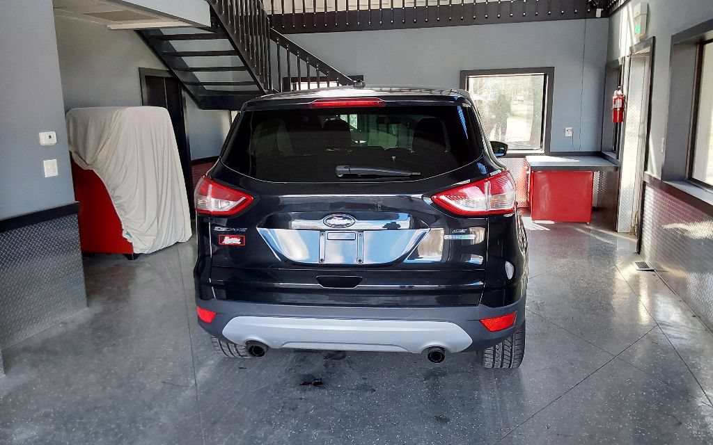 Used 2013 Ford Escape SE FWD image 10