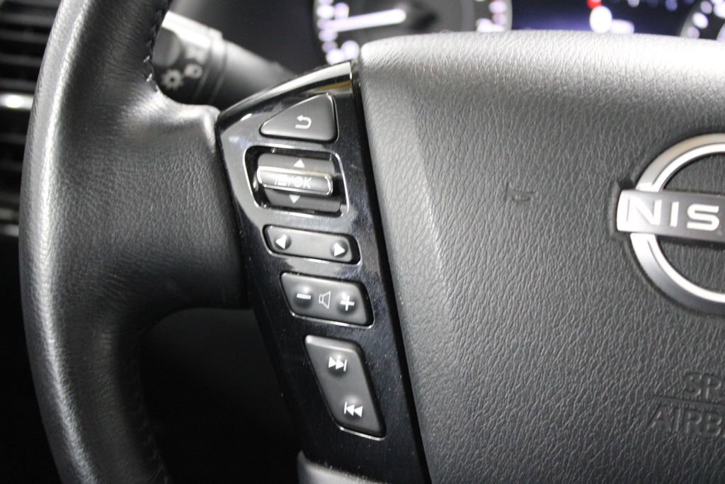 Used 2024 Nissan Armada SL image 40