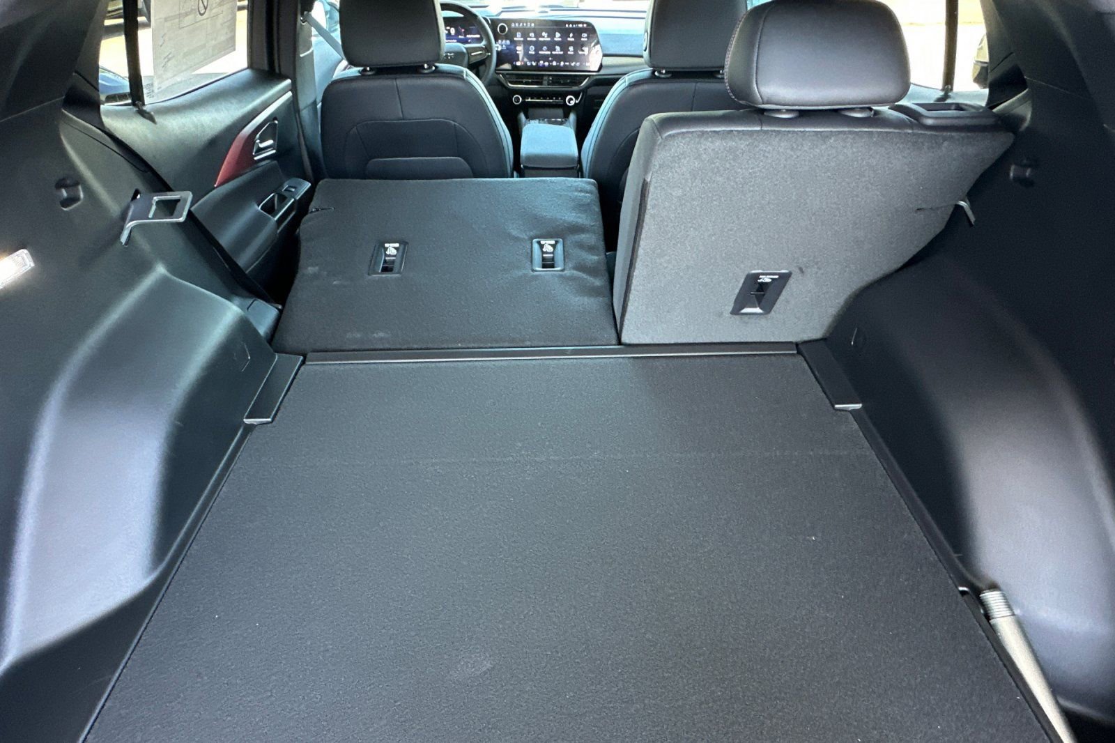 New 2025 Chevrolet Equinox EV RS w/ Active Safety Package 3 image 15