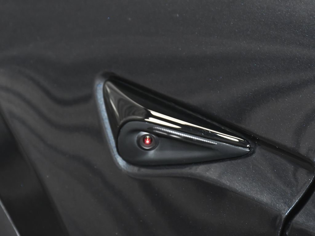 Used 2024 Tesla Model X image 12