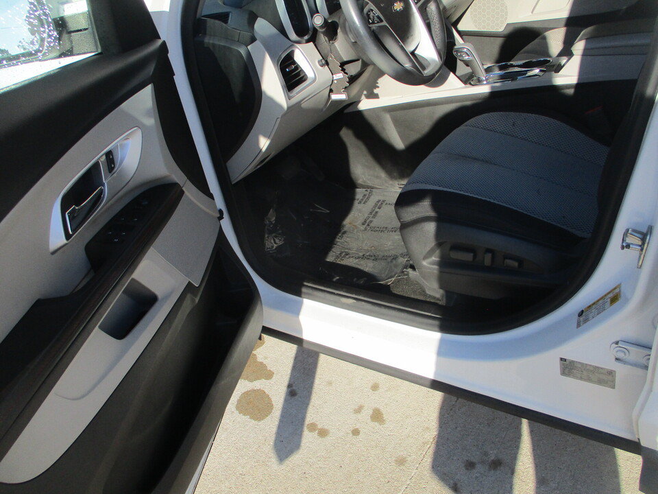 Used 2015 Chevrolet Equinox LT w/ Driver Convenience Package FWD image 22