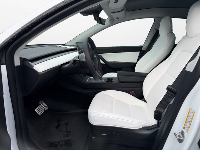 Used 2021 Tesla Model Y Performance image 9