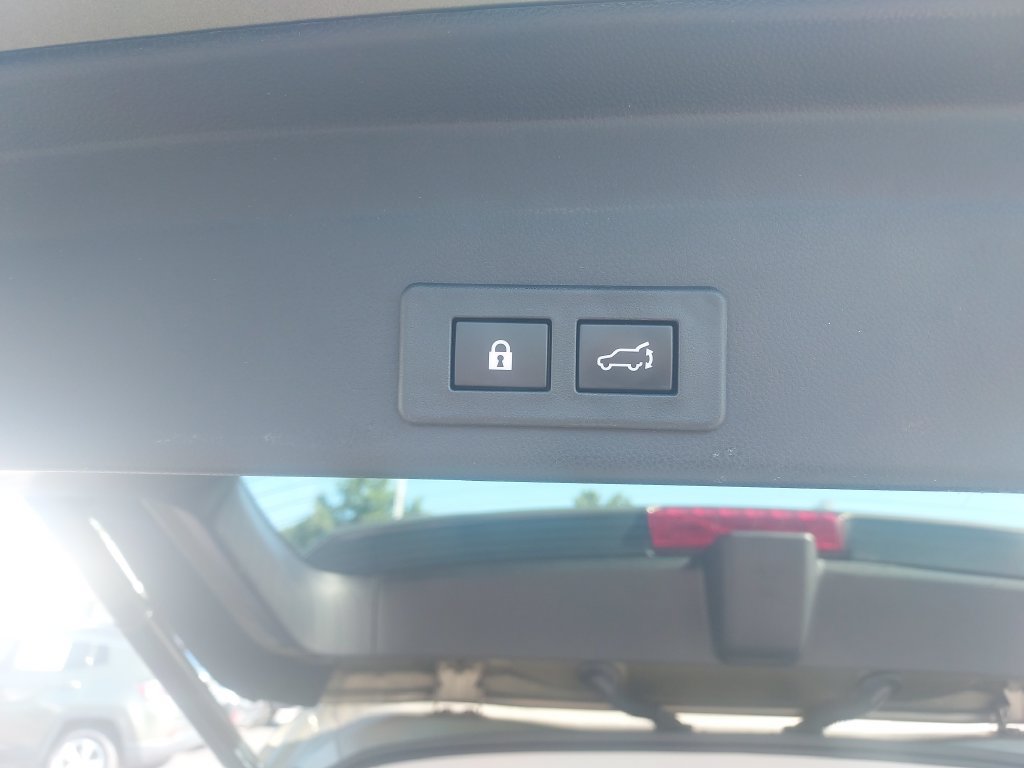 Used 2023 Subaru Ascent Touring AWD/4WD image 41