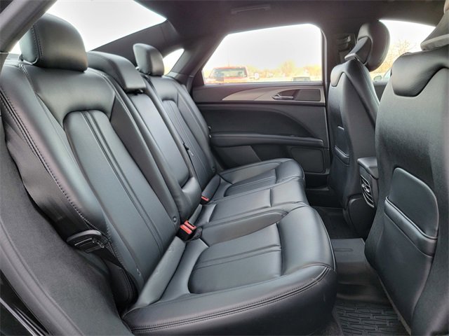 Used 2017 Lincoln MKZ Premiere image 23