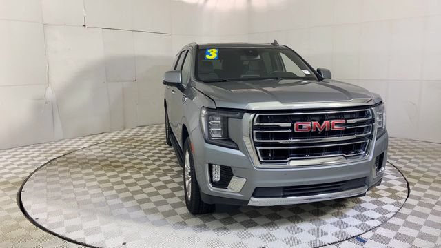 Used 2023 GMC Yukon SLT w/ SLT Luxury Package AWD/4WD image 3