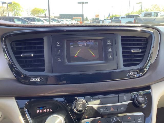 Used 2017 Chrysler Pacifica Touring-L image 19