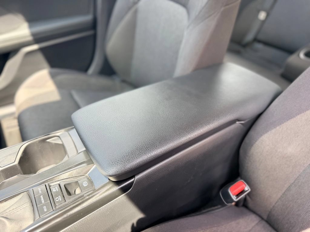 Used 2025 Toyota Camry LE FWD image 21