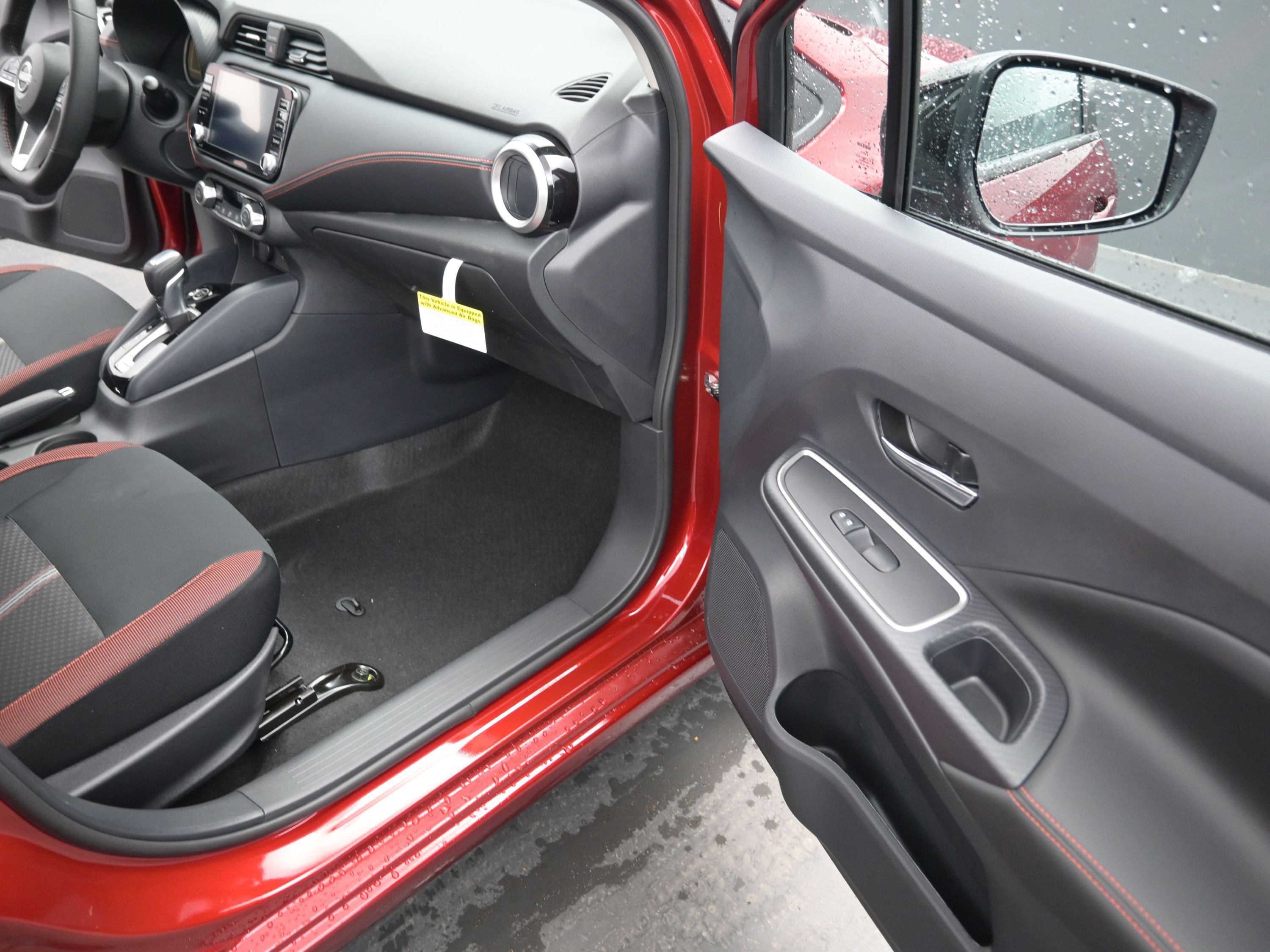 New 2025 Nissan Versa SR image 20