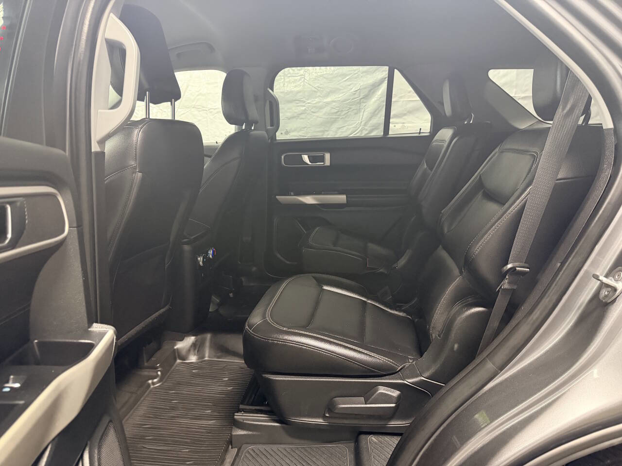 Used 2021 Ford Explorer XLT w/ Equipment Group 202A image 30