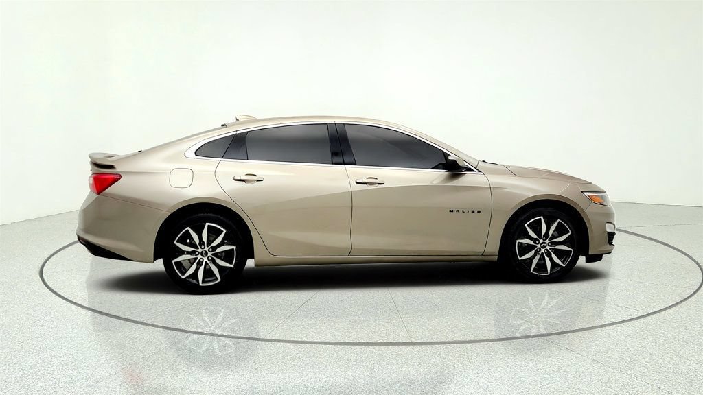 Used 2024 Chevrolet Malibu RS FWD image 4