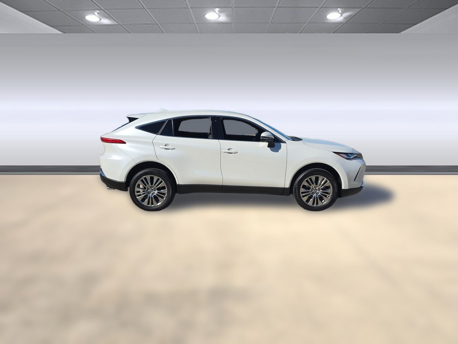 Used 2023 Toyota Venza Limited image 7