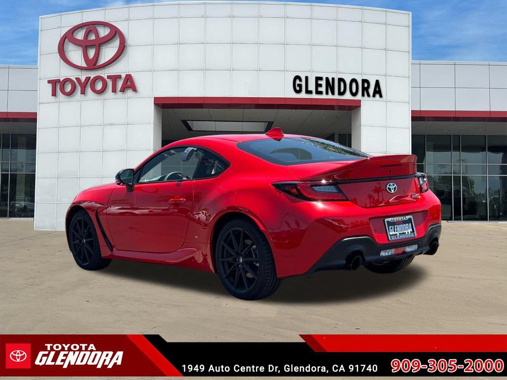 Used 2025 Toyota GR86 Premium w/ ALL Weather Mat Package (TMS) RWD image 7