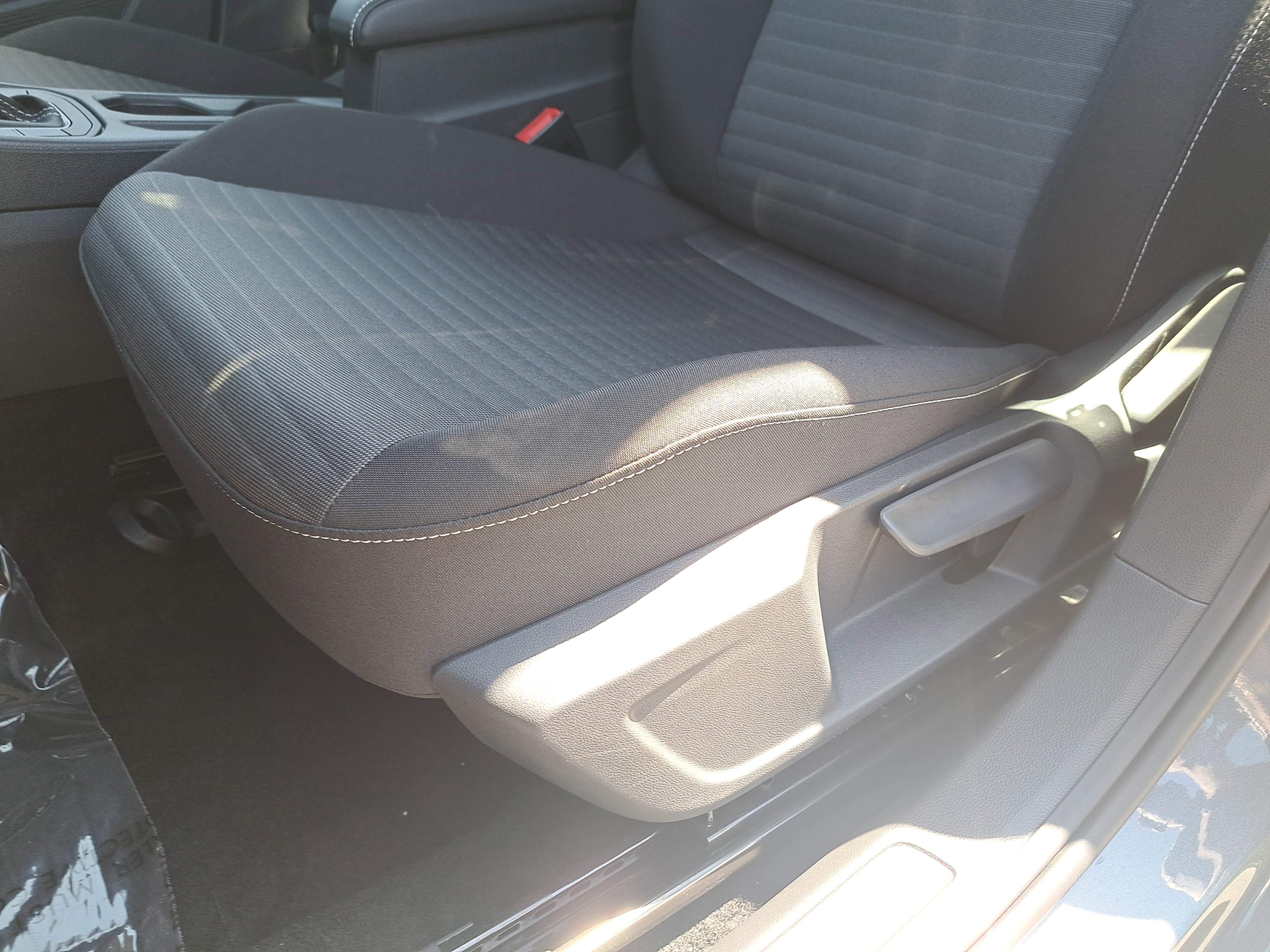 Used 2025 Volkswagen Jetta S FWD image 26