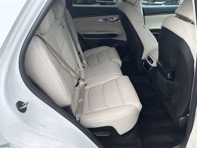 Used 2023 Genesis GV70 2.5T AWD/4WD image 15