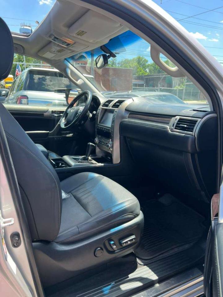 Used 2014 Lexus GX 460 AWD/4WD image 30