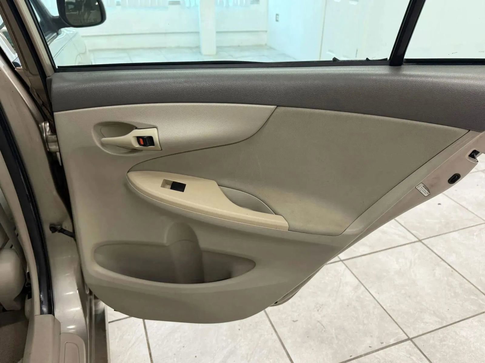 Used 2009 Toyota Corolla LE image 21