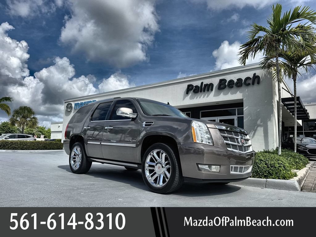Used 2013 Cadillac Escalade Platinum RWD video 1