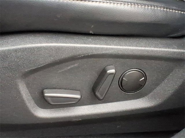 Used 2024 Ford Edge SEL image 9