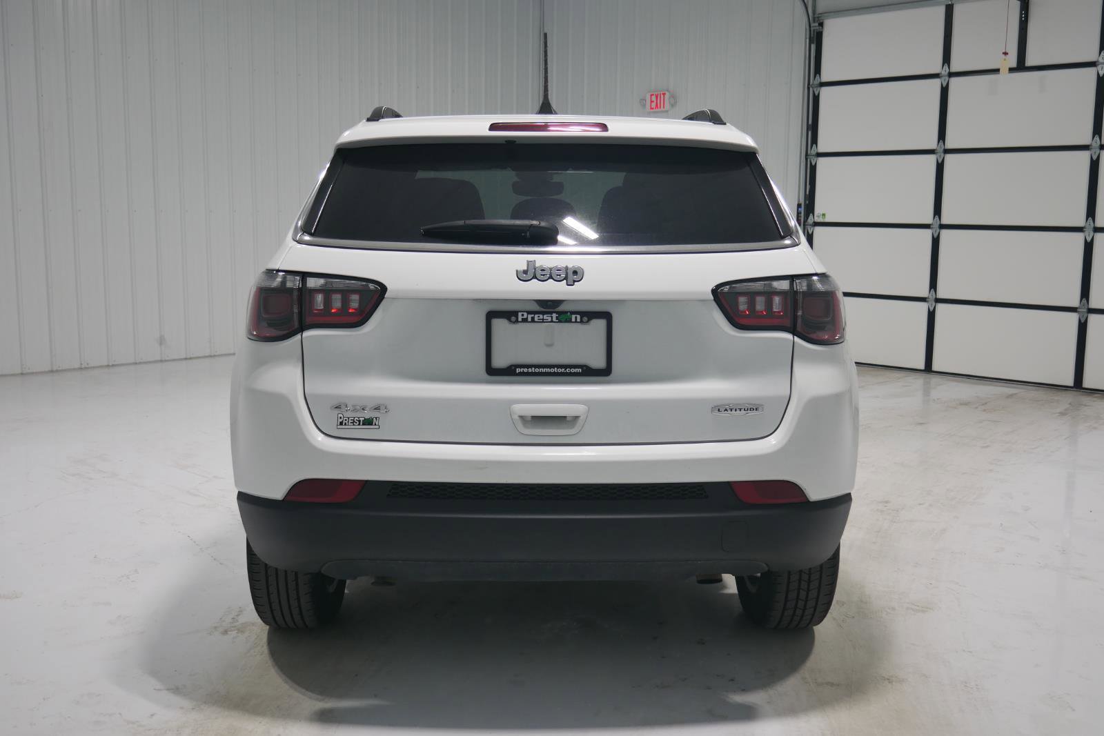 Used 2024 Jeep Compass Latitude image 6