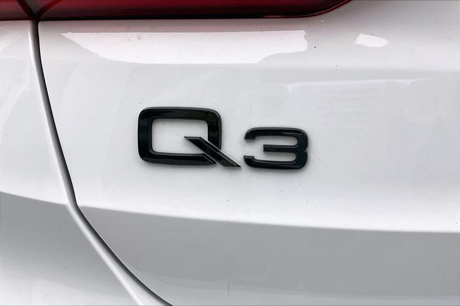 Certified 2024 Audi Q3 2.0T Premium Plus AWD/4WD image 33
