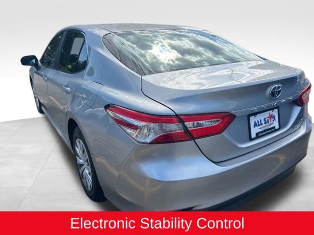 Used 2018 Toyota Camry LE FWD image 8