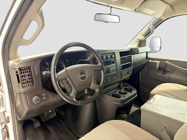 Certified 2022 GMC Savana 2500 w/ Driver Convenience Package RWD image 9