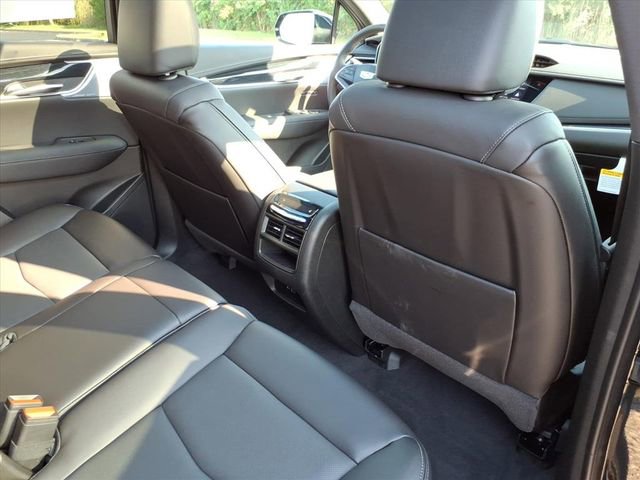 New 2025 Cadillac XT5 Premium Luxury w/ LPO, Floor Liner Package image 22