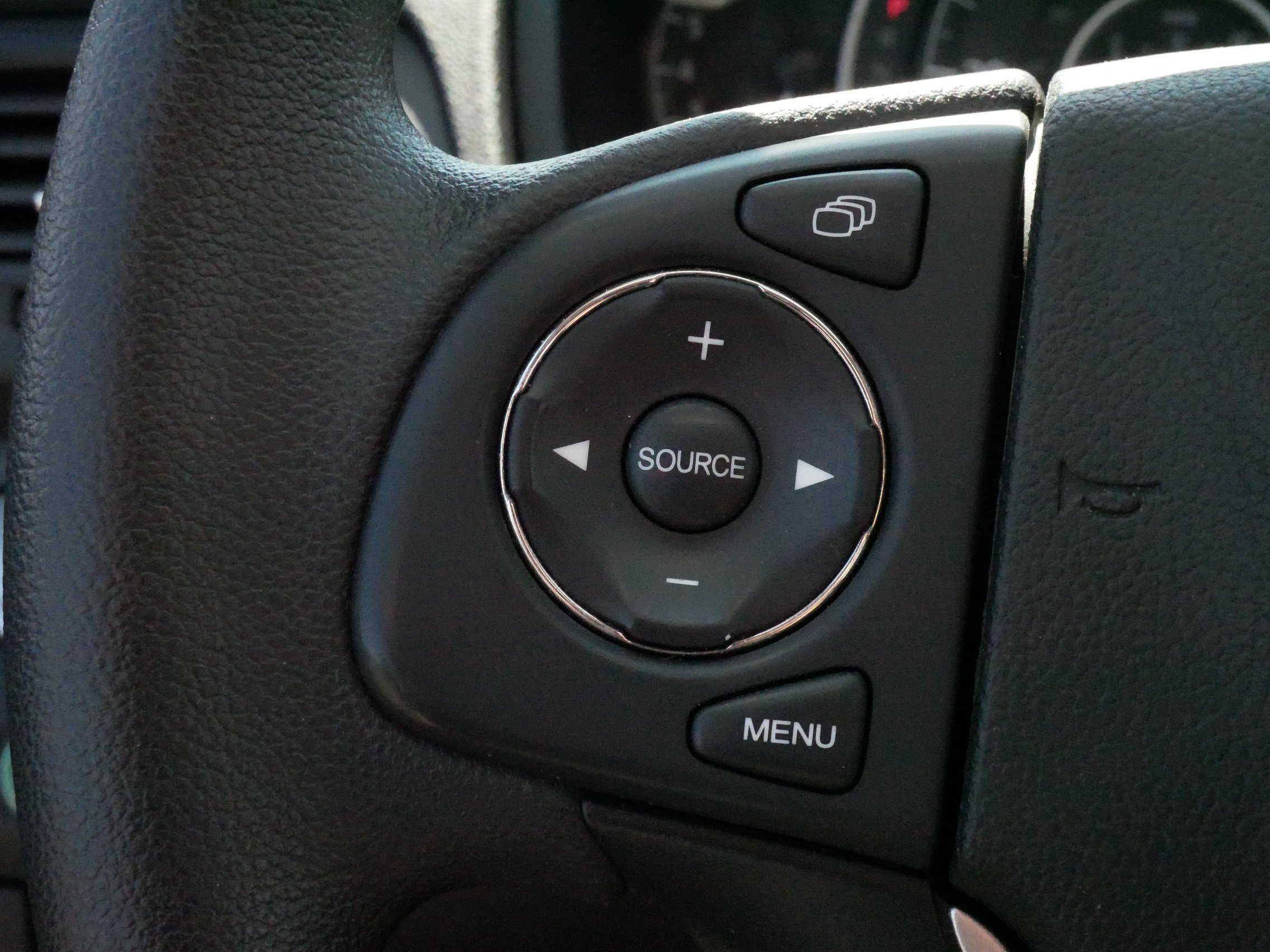 Used 2015 Honda CR-V EX image 26