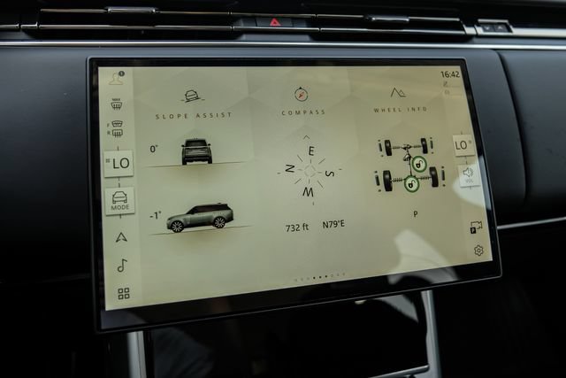 New 2026 Land Rover Range Rover SE AWD/4WD image 39