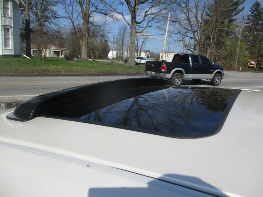 Used 2007 Cadillac CTS 3.6 w/ 3.6L V6 Luxury Package image 8