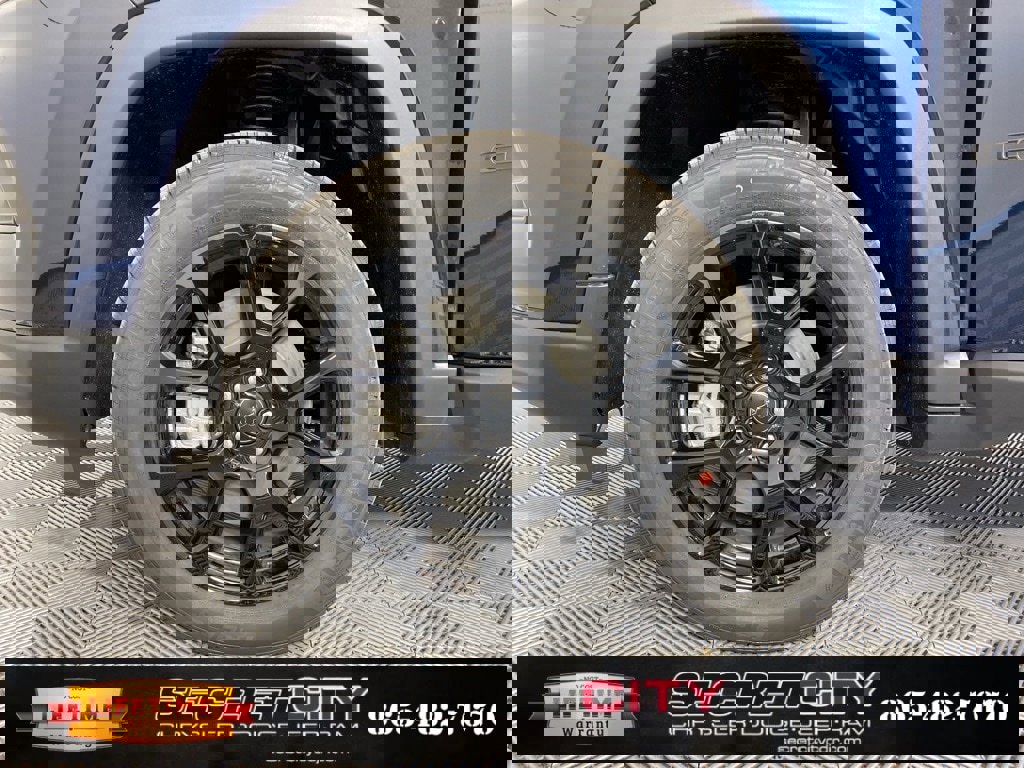 New 2026 Jeep Compass Latitude image 9