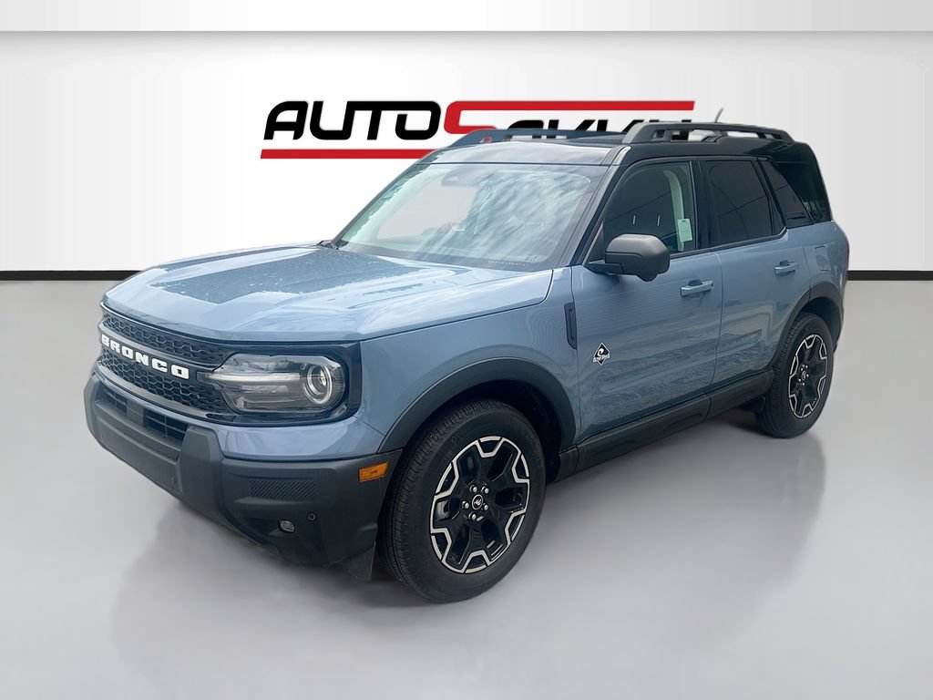 Used 2025 Ford Bronco Sport Outer Banks w/ Outer Banks Tech Package+ AWD/4WD image 3