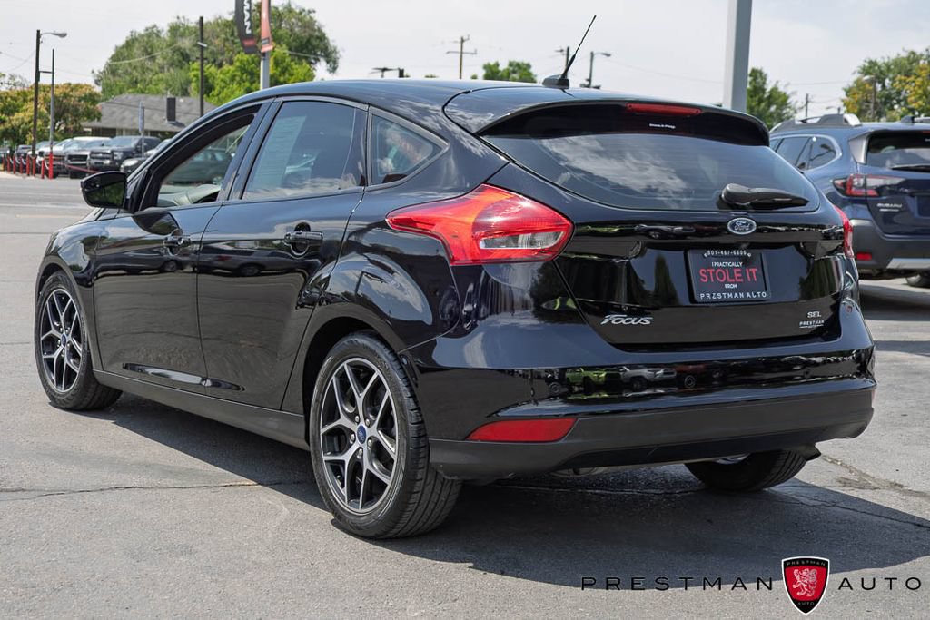 Used 2018 Ford Focus SEL w/ Cold Weather Package FWD image 15