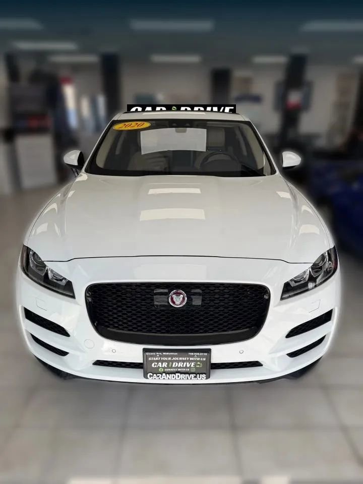 Used 2020 Jaguar F-PACE Prestige image 2