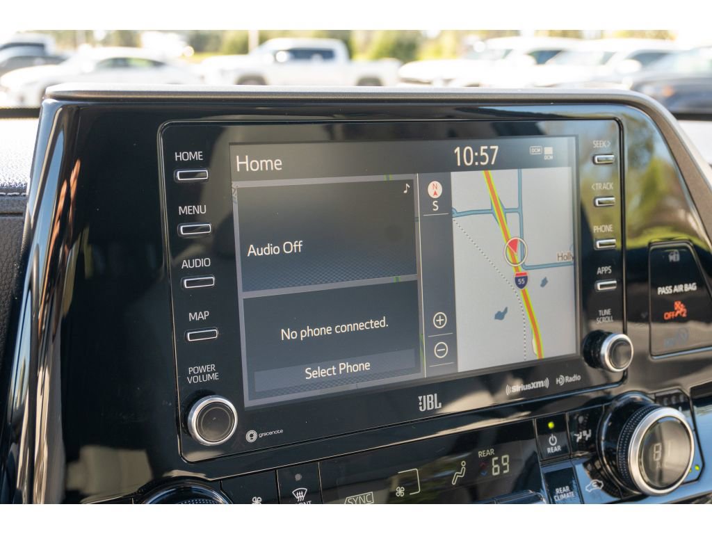 Used 2020 Toyota Highlander Limited image 24