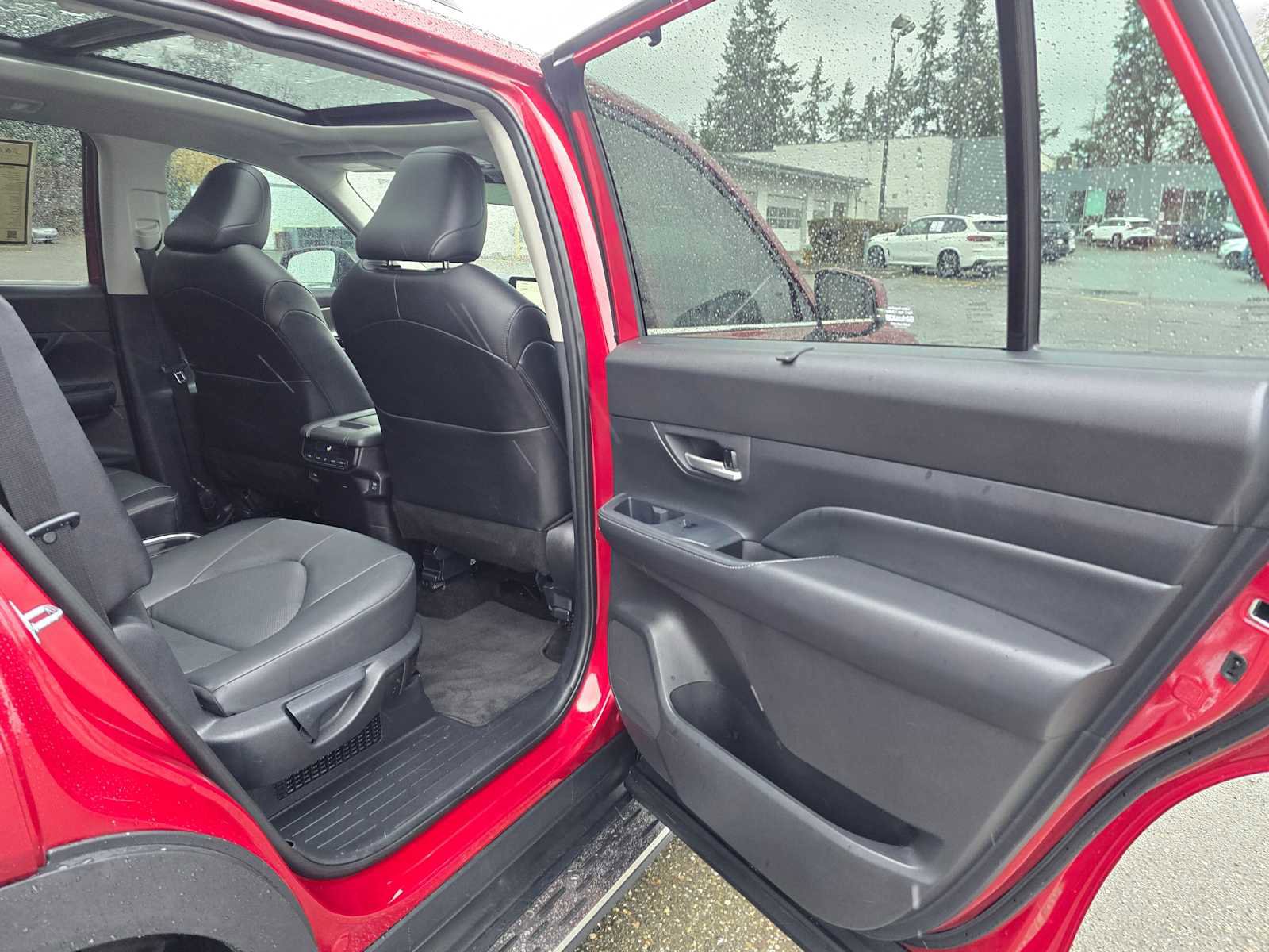 Certified 2025 Toyota Grand Highlander XLE image 14