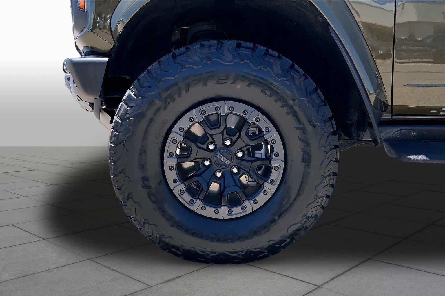 Used 2024 Ford Bronco Raptor w/ Interior Carbon Fiber Pack 6 AWD/4WD image 10