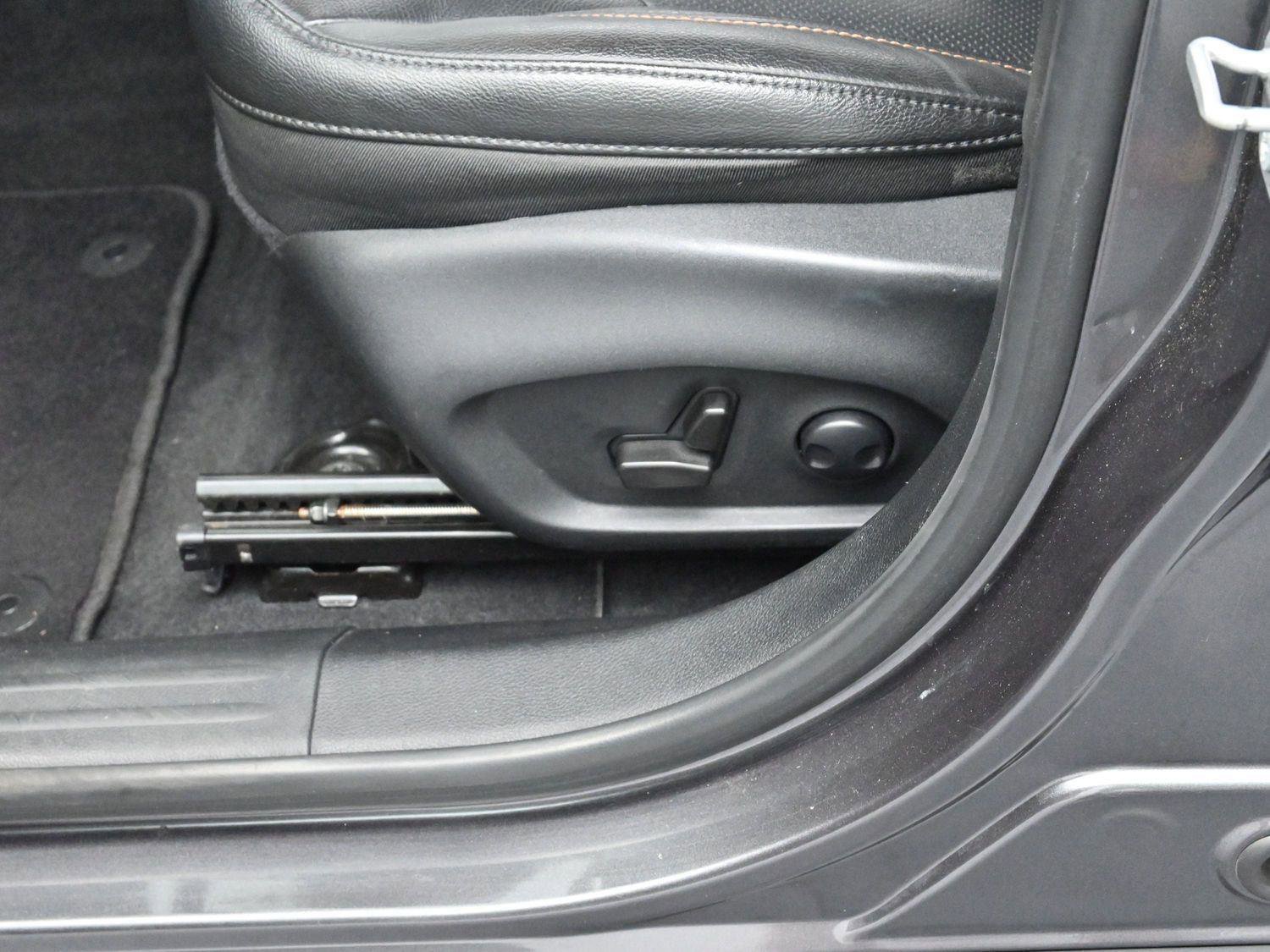 Used 2022 Jeep Compass Limited image 13