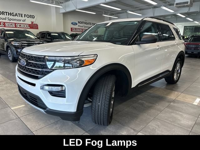 Used 2023 Ford Explorer XLT w/ Equipment Group 202A AWD/4WD image 19