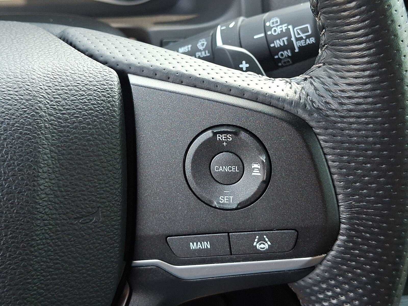 Used 2023 Honda Passport EX-L image 39