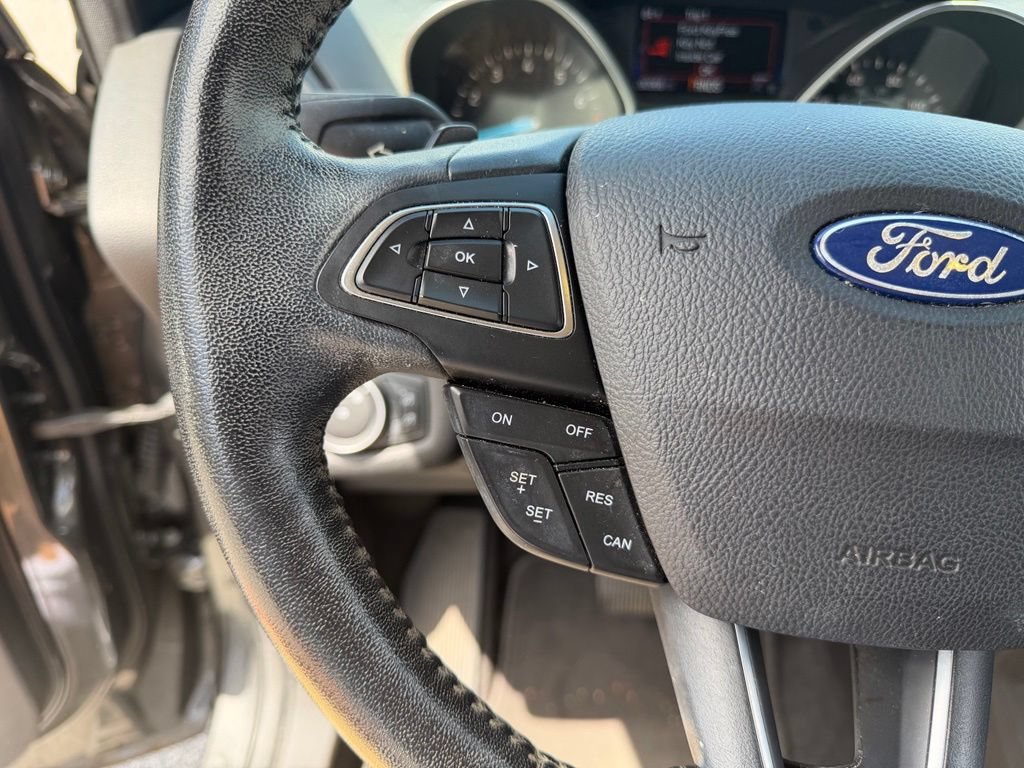 Used 2017 Ford Escape Titanium FWD image 25