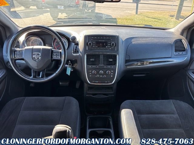 Used 2016 Dodge Grand Caravan SE image 15
