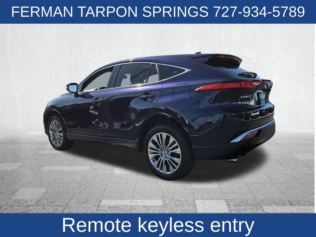 Used 2023 Toyota Venza Limited image 8